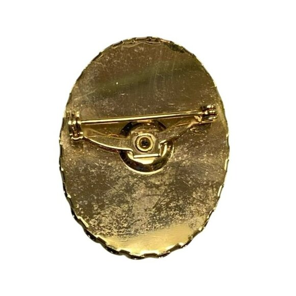 Vintage Floral Black and White Cameo Brooch Pin Gold-Tone Scalloped Oval Frame - Picture 4 of 5